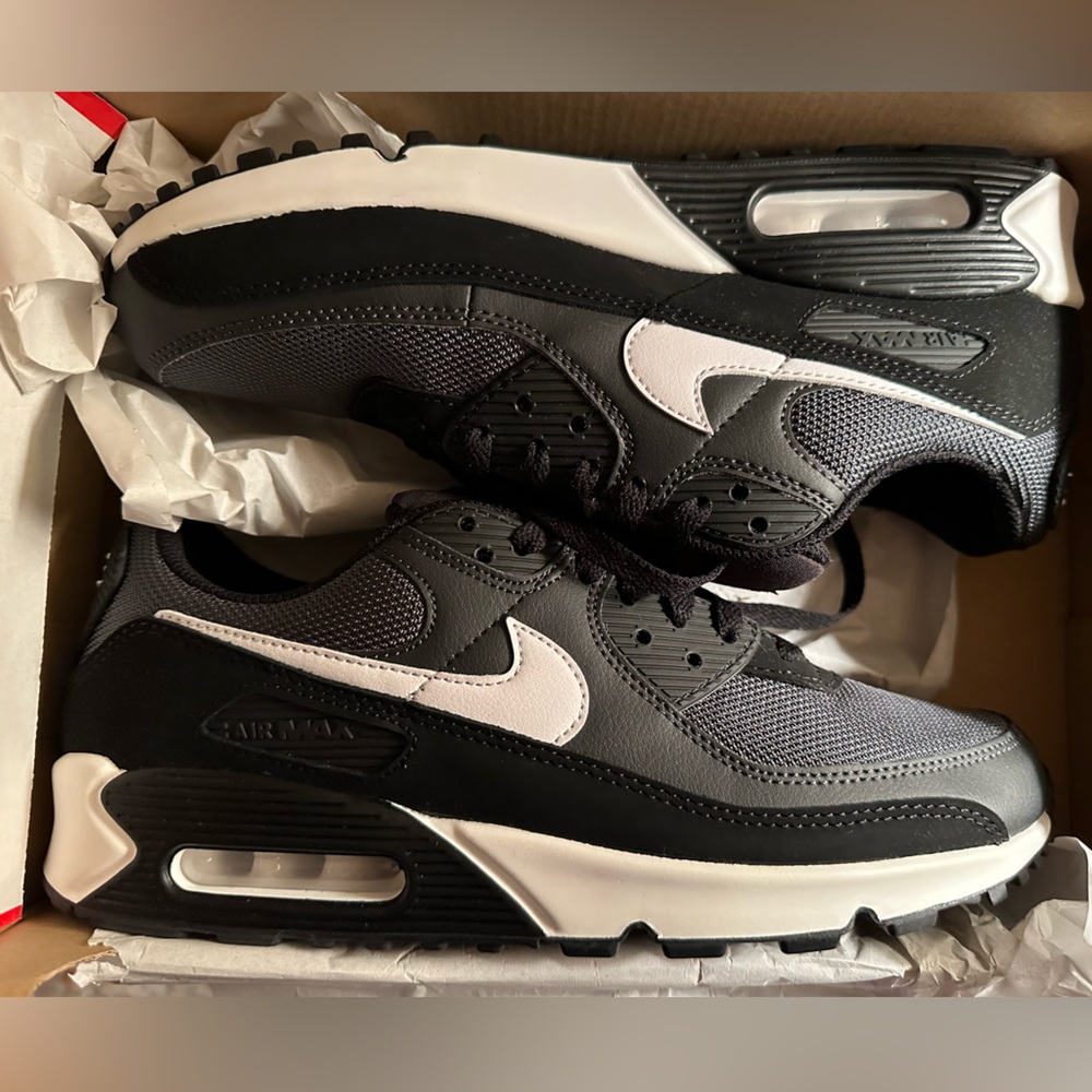 Nike Air Max 90 (size 9.5 men’s, 11 women’s) Iron Gray, White, Smoke Gray